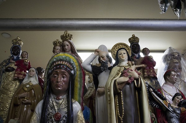 http://www.rubensalvadori.com/files/gimgs/th-28_Misspelling Vodou - Ruben Salvadori-19.jpg